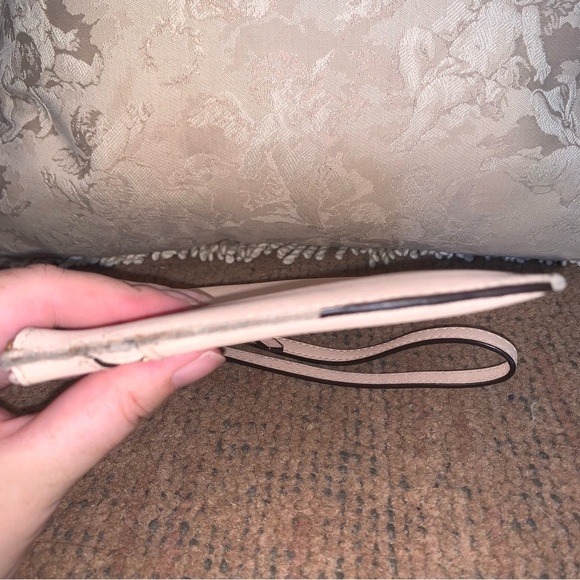 Kate Spade Blush Pink Wristlet - Picture 8 of 12